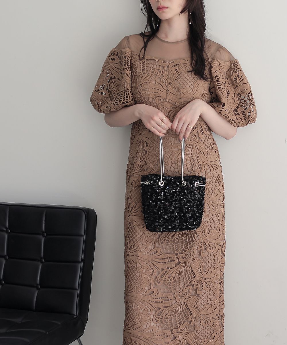 結婚式・パーティー・オケージョンドレス】ケミカルレース使い