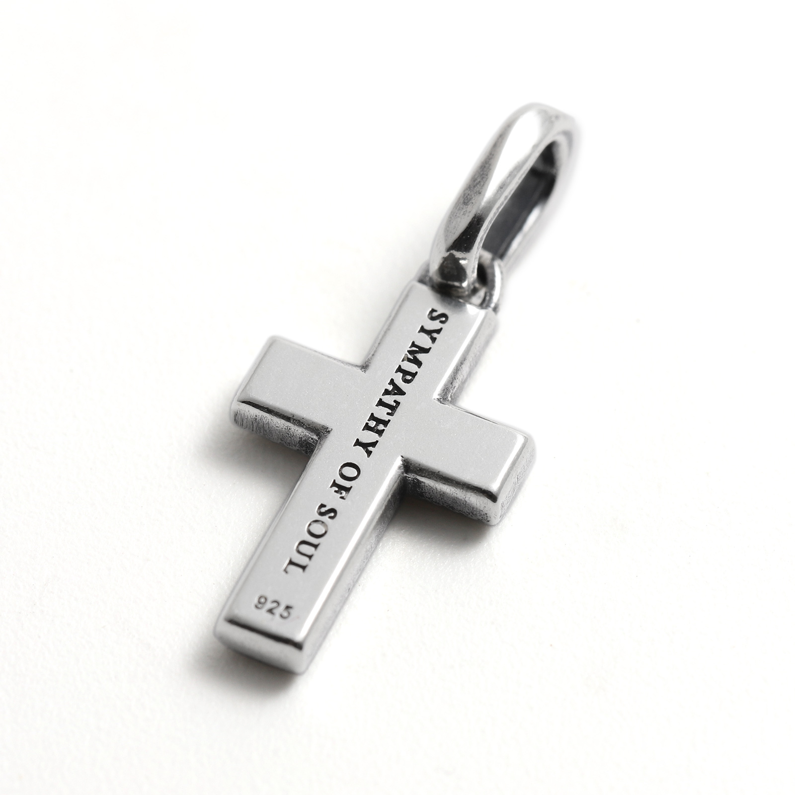 SYMPATHY OF SOUL（シンパシーオブソウル） Edge Cross Pendant