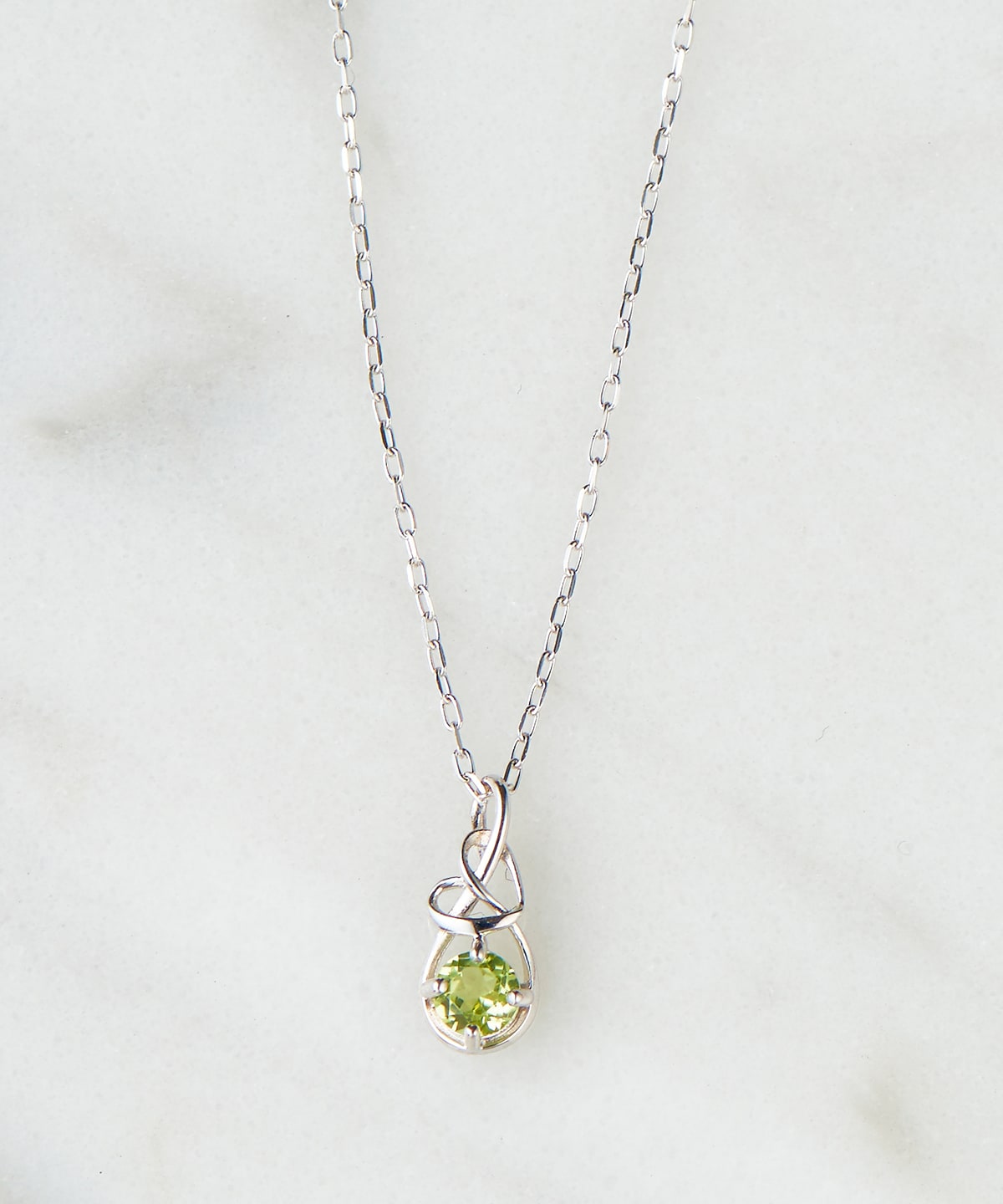 K10 WG Infinity Love Knot バースデーストーンネックレス《8月 誕生石