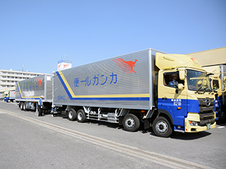 25mフル・トレーラによる実証実験参加のお知らせ