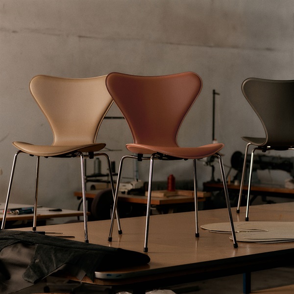 期間限定】セブンチェア 3107 / テーラード / サドルブラウンFRITZ