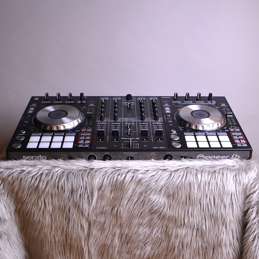 Pioneer DDJ-SX3 Serato対応 バッグ付 左ジョグ不調 現状渡 Pioneer