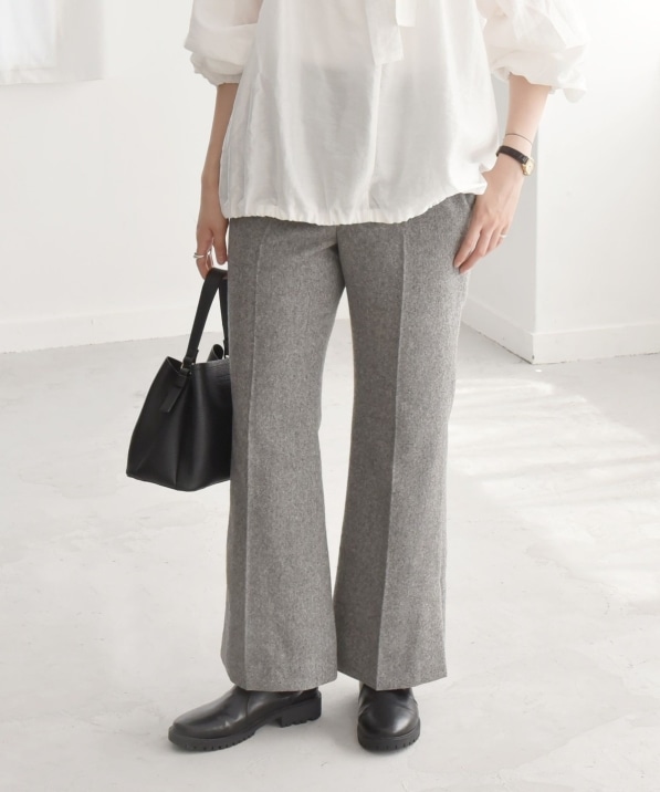 quaranciel:〈洗濯機可能〉ポリエステル サージ セミ フレア パンツ