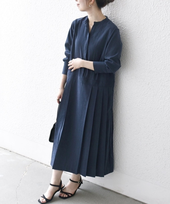 SHIPS any:〈洗濯機可能〉ピーチスキン サイド プリーツ バンドカラー