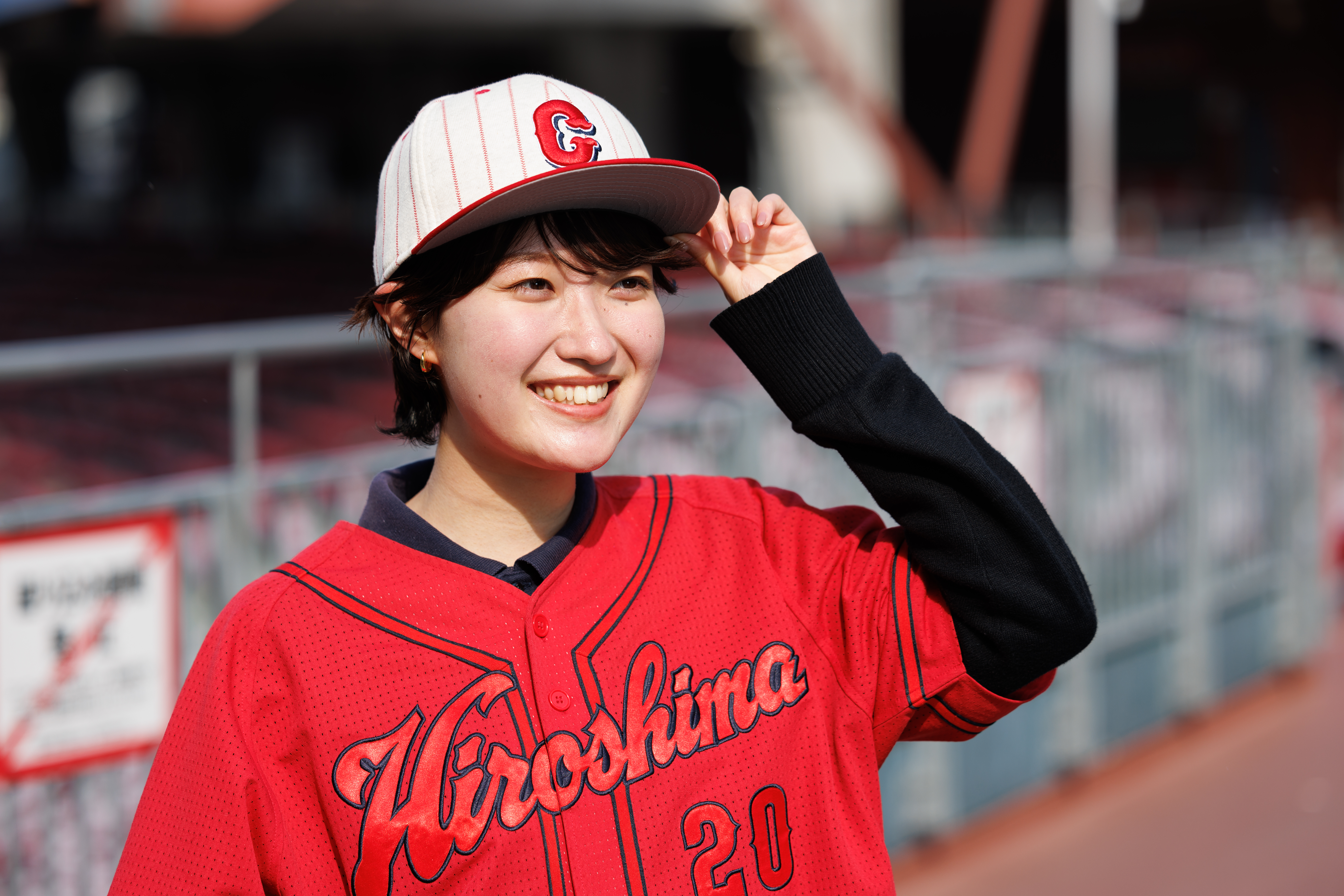 広島カープ スウェットシャツとキャップ2個セット カープショップ