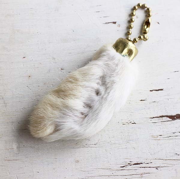 ビンテージ LUCKEY CHARMラッキーチャーム ラビットフット 白