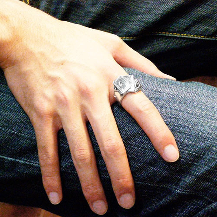 エフエーエル F.A.L FAL インディビジュアルカード スペード シルバー