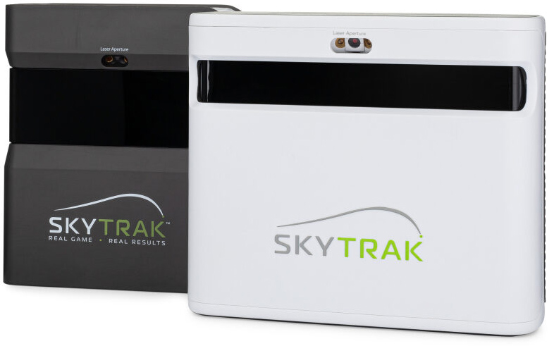 弾道測定機・シミュレーションゴルフとしても話題のゴルフ弾道測定器