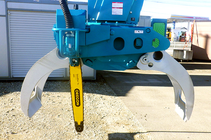 林業バックホーSK135SR-7F グラップルソー | エスアールエス株式会社