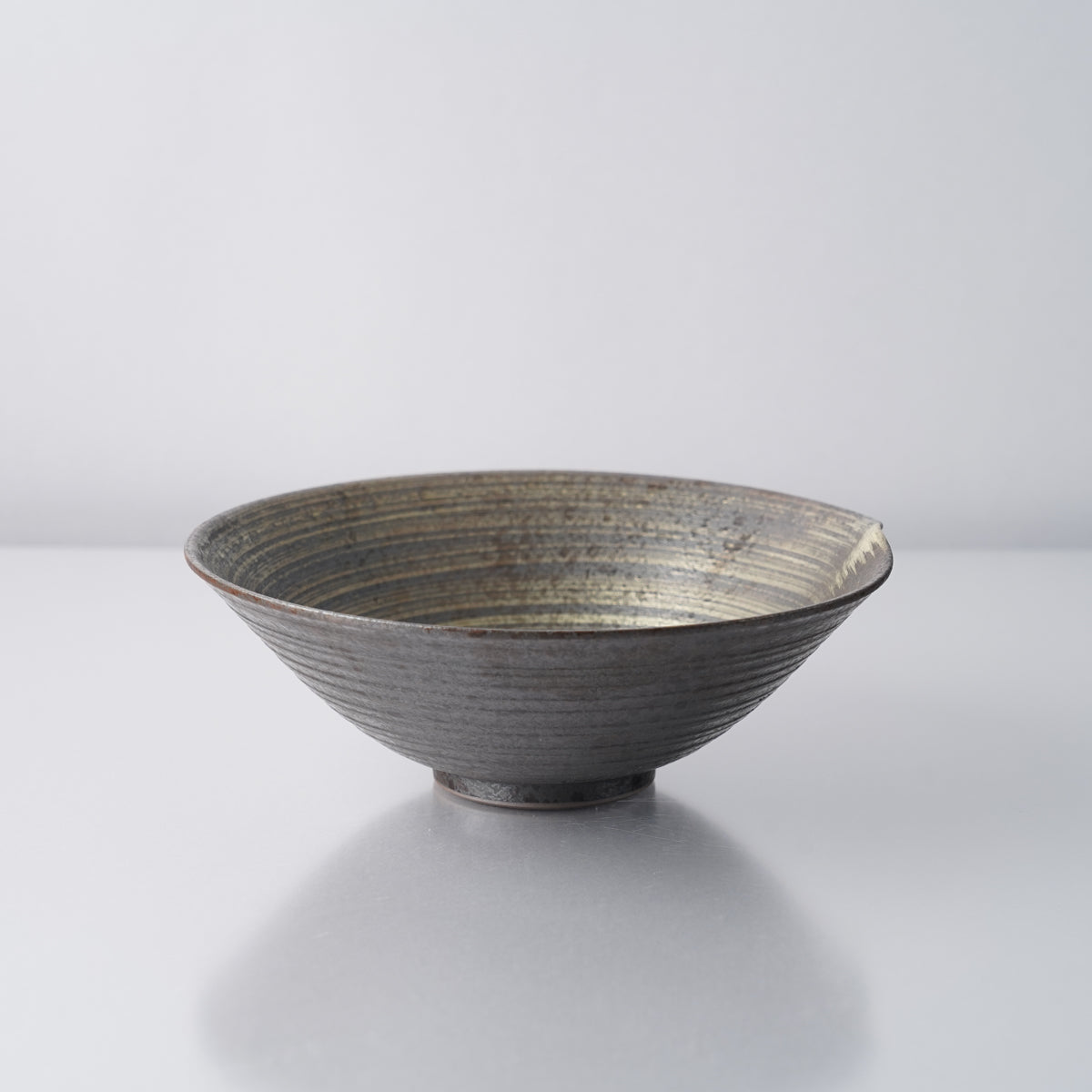 波佐見焼 黒吹 一方押ボウル 預け鉢 16cm 隆泉陶器の通販｜Studio1156