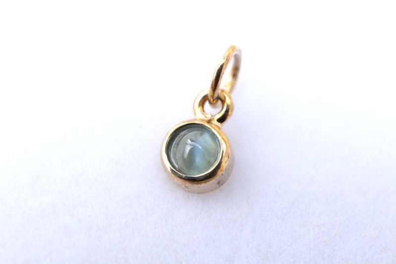 ペンダントトップ アレキサンドライトキャッツアイ シルバー925