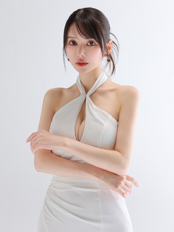 Lサイズあり【Glossy/グロッシー】クロスホルター/ ストレッチサテン