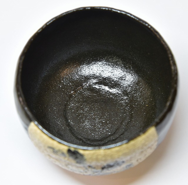 黒楽茶碗 伊曽嶋窯 谷古石香作 兼中斎宗完箱書 すいぎょく園｜創業百年