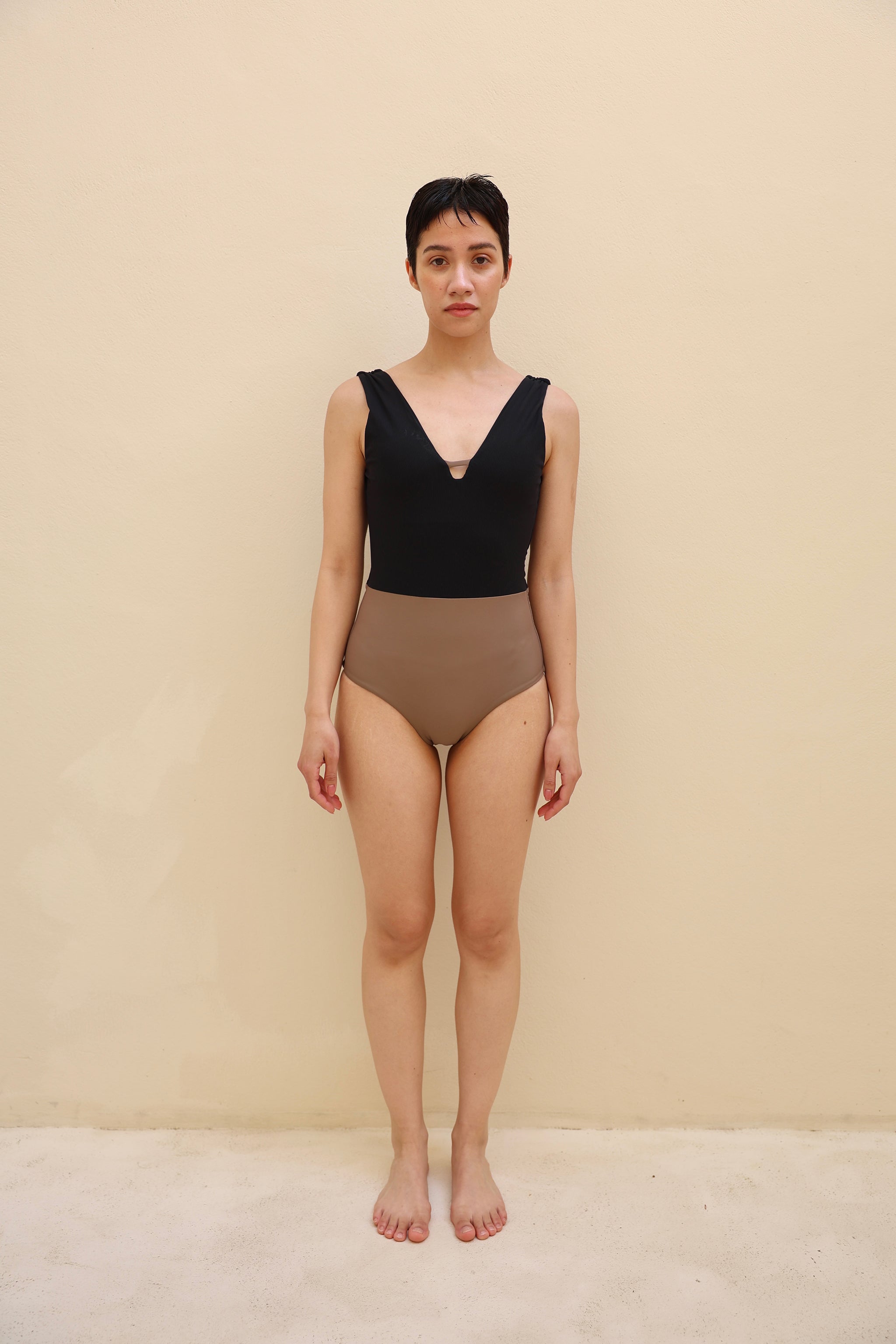 SWELLY バックオープンタンクワンピース水着 SUNSETTERRACOTTA 大人