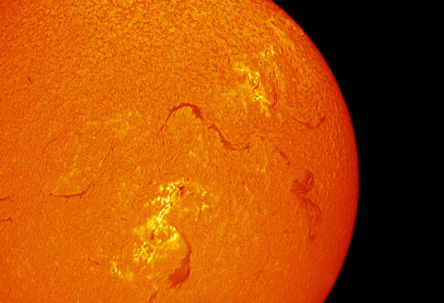 昼間も楽しめる「太陽」の面白さ シュミット