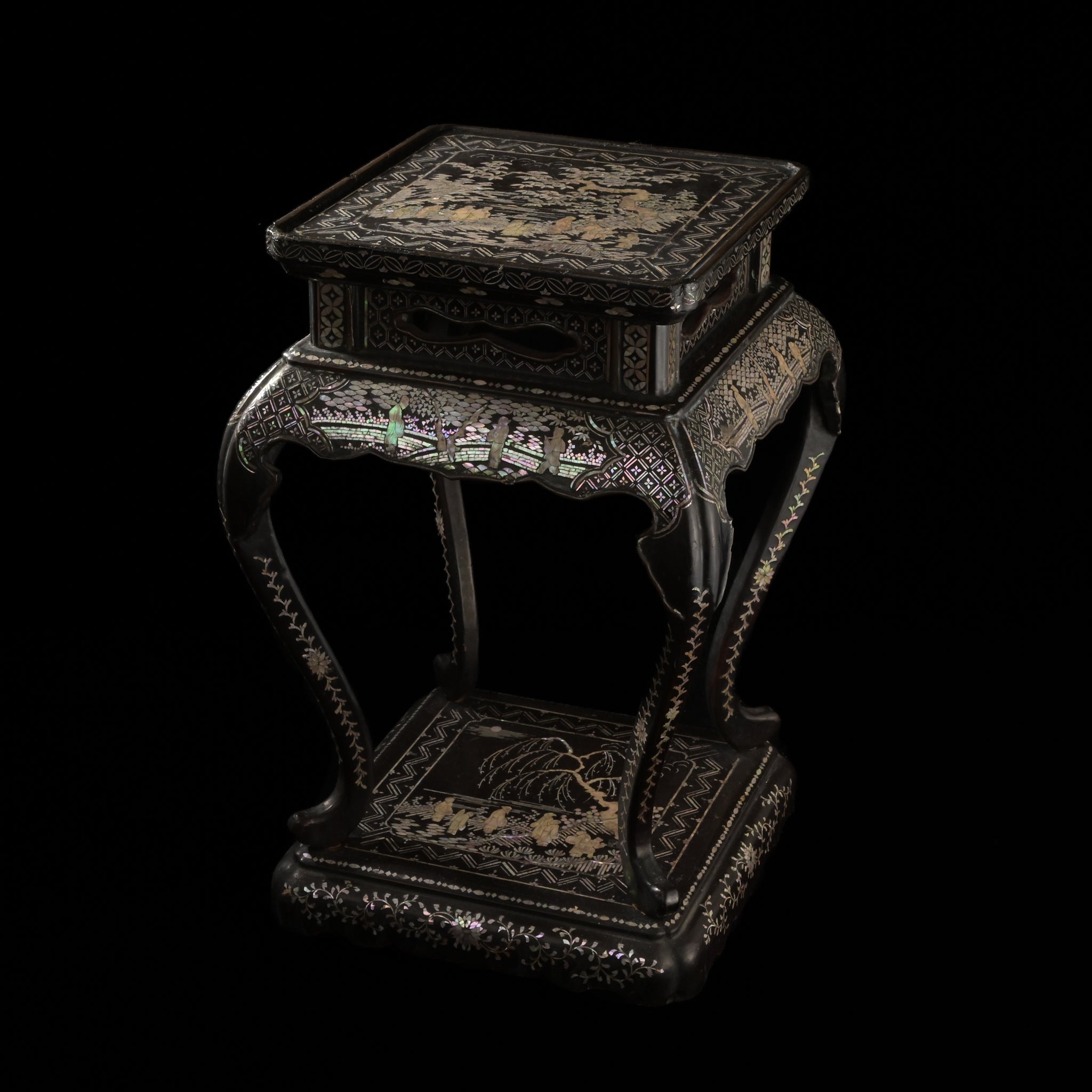 明 渓山訪友図黒漆螺鈿卓 – 周信堂 Syuusindou