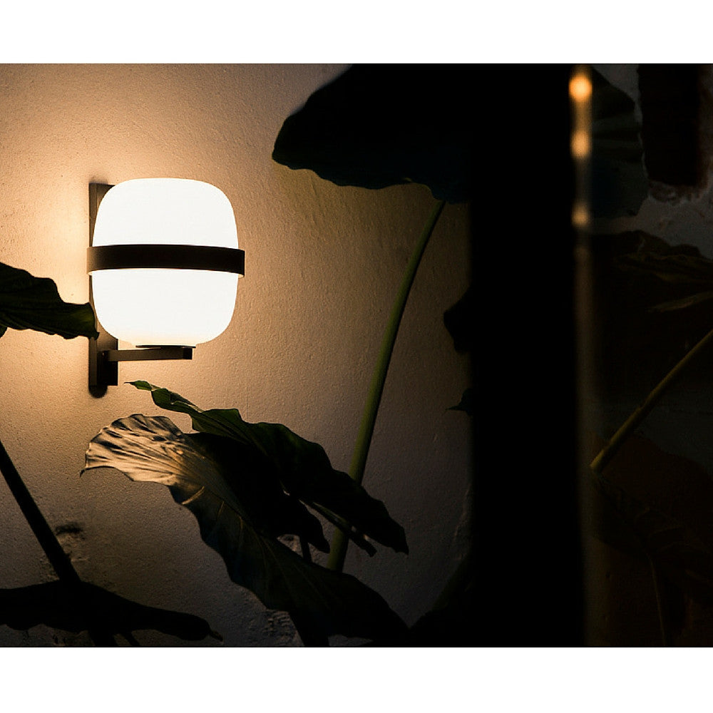 Miguel Milá | Wally Wall Lamp | Santa & Cole