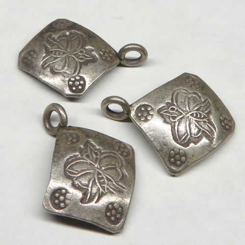 カレンシルバー//カレンシルバーチャーム(pk04059)の販売