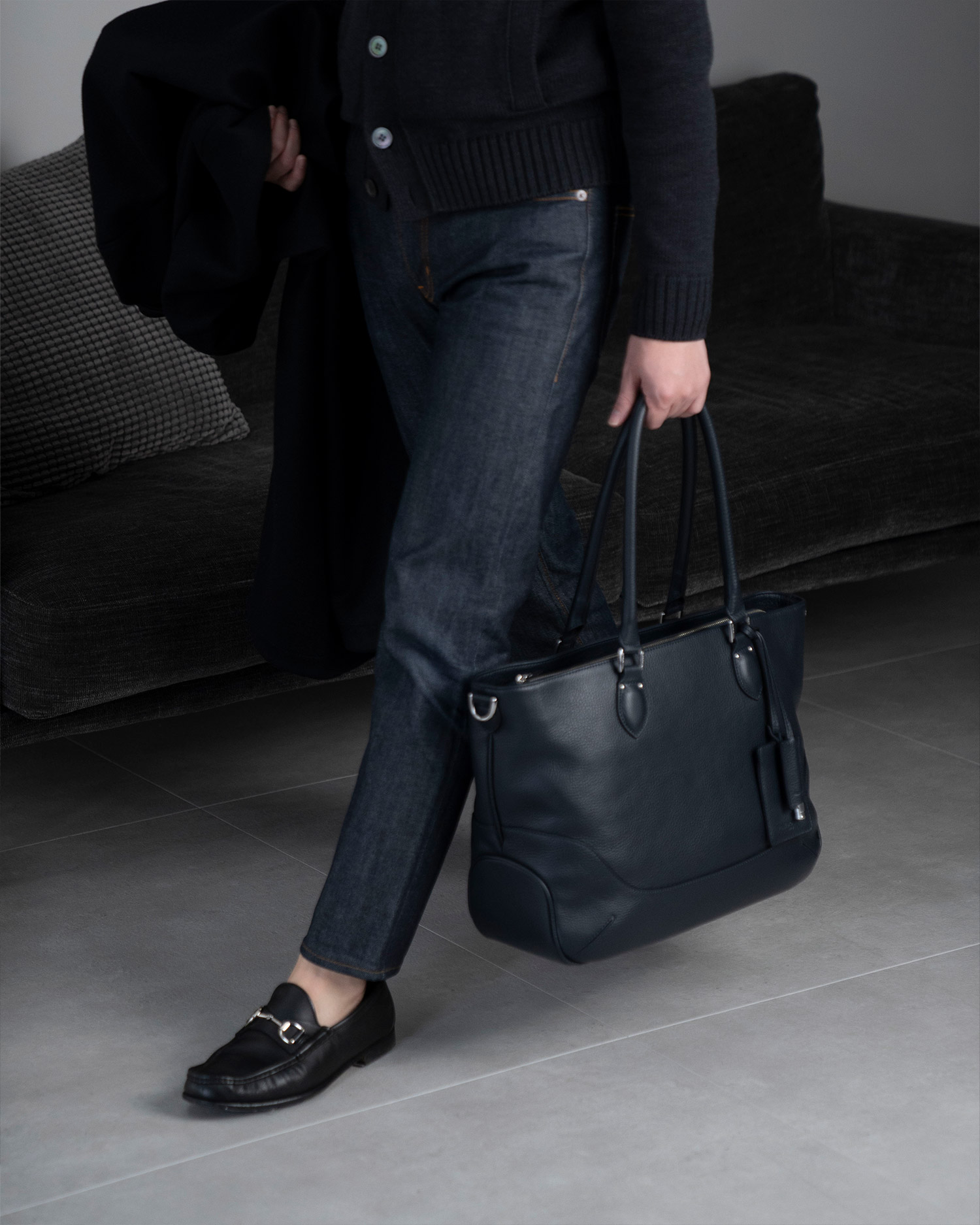 旅行に持って行きたいレザーバッグ