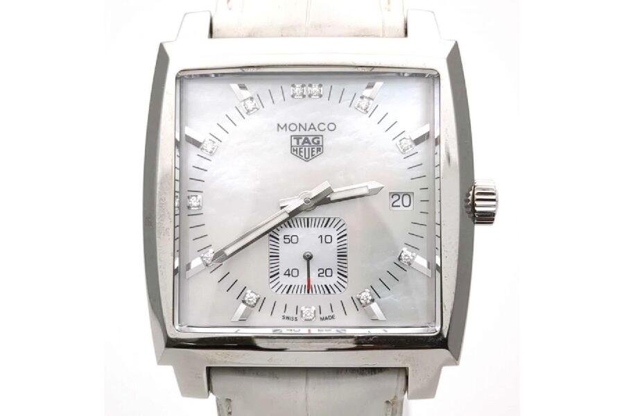 タグホイヤー モナコ WAW131B クォーツ シェル文字盤 ホワイト 12P
