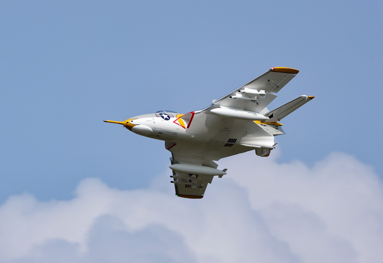 ラジコン飛行機 ラジコン飛行機・零戦の通販は【ラジコン1】