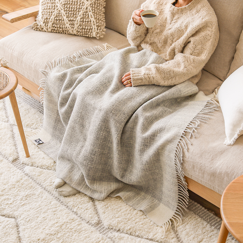 特集掲載ふんわり上質リネンウールのあたたかストール 最終価格