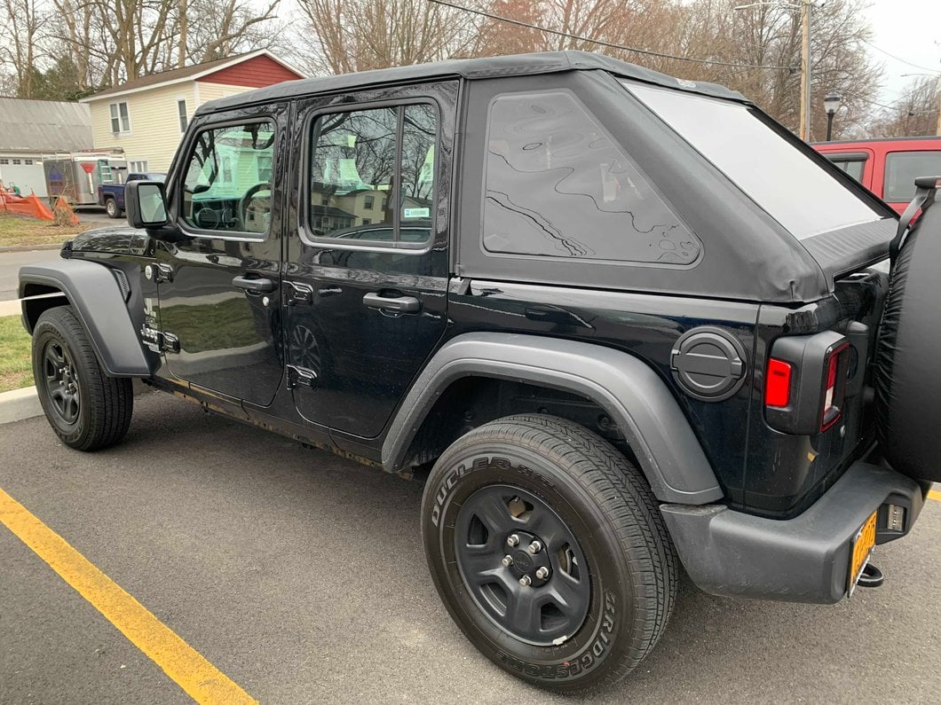 RedRock Fuel Filler Door Cover; Matte Black (18-25 Jeep Wrangler