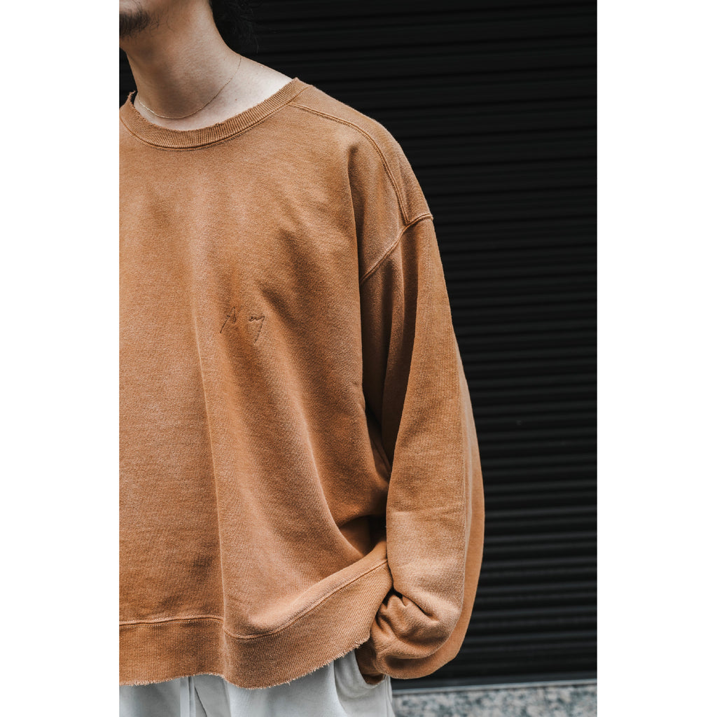 EMBROIDERY UNEVEN OVER SWEAT SHIRT | ref. / Web Store