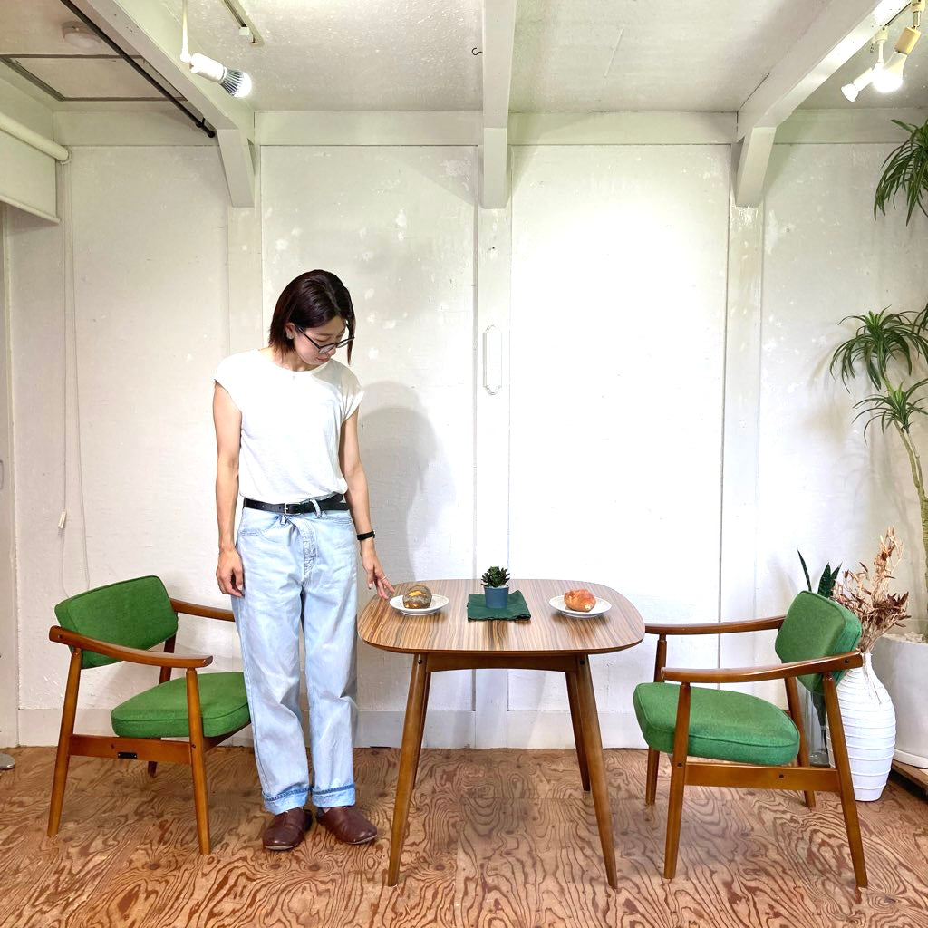 カリモク60 / karimoku Dテーブル ダイニングテーブル 中古 カフェ