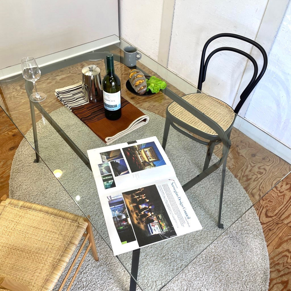 無印良品 / muji ガラス天板 ダイニングテーブル エンツォ・マーリ