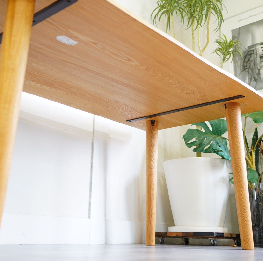 柏木工 / KASHIWA タモ無垢材ダイニングテーブル 中古 4人掛け W150