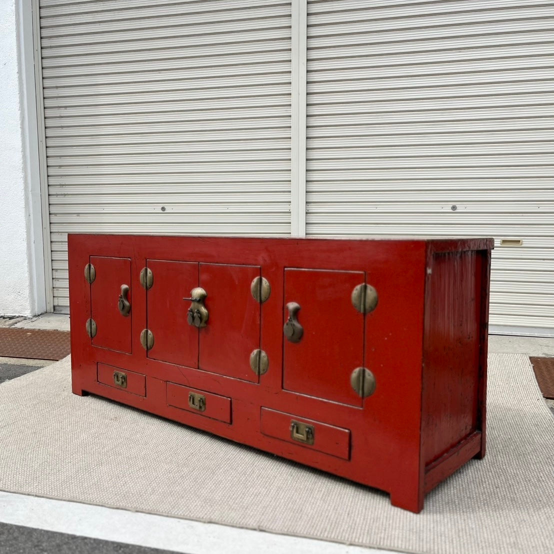 李朝 朱塗りのサイドボード ヴィンテージ 収納 韓流 華流 古い 赤 家具