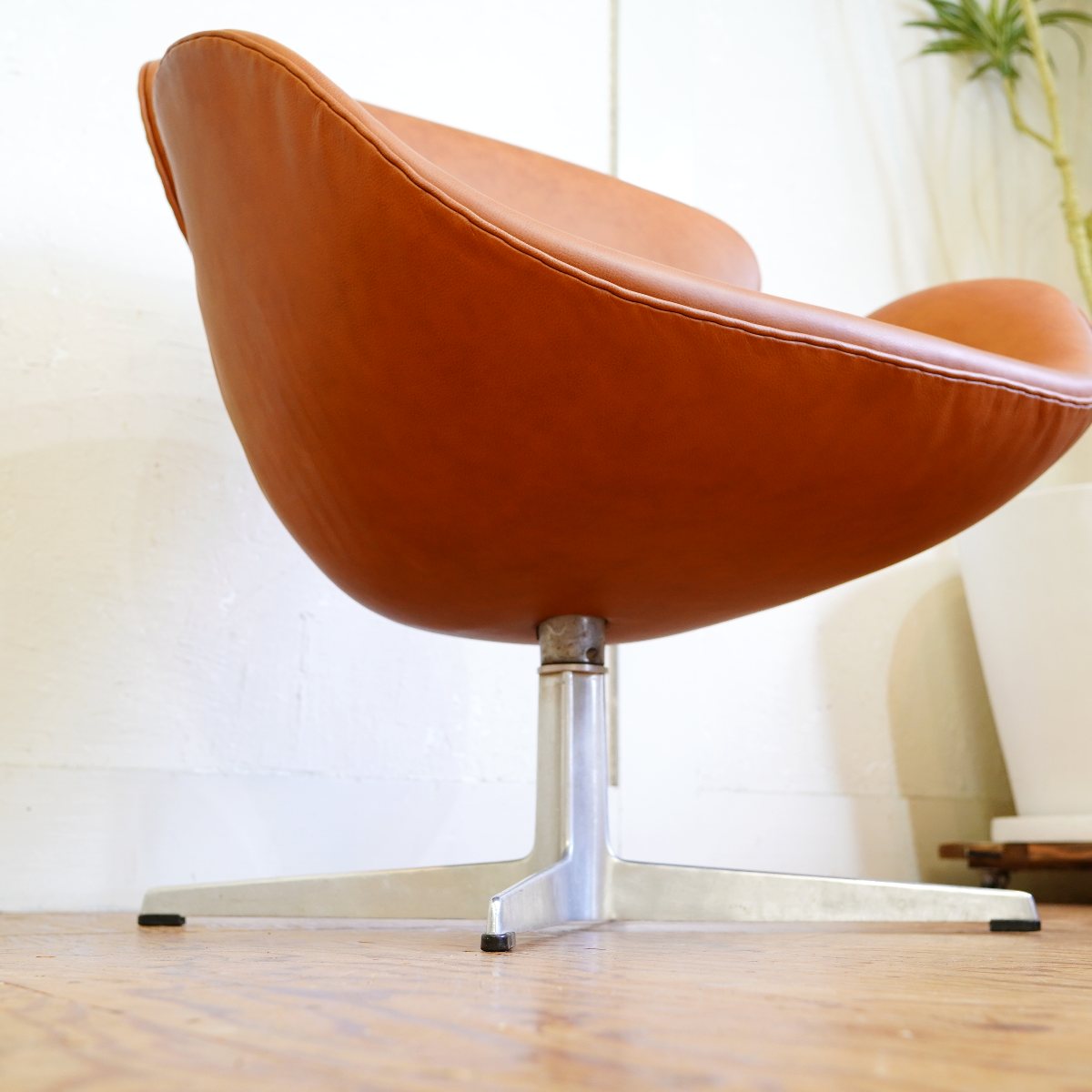 フリッツ・ハンセン / FRITZ HANSEN スワンチェア / SWAN 【1】本革