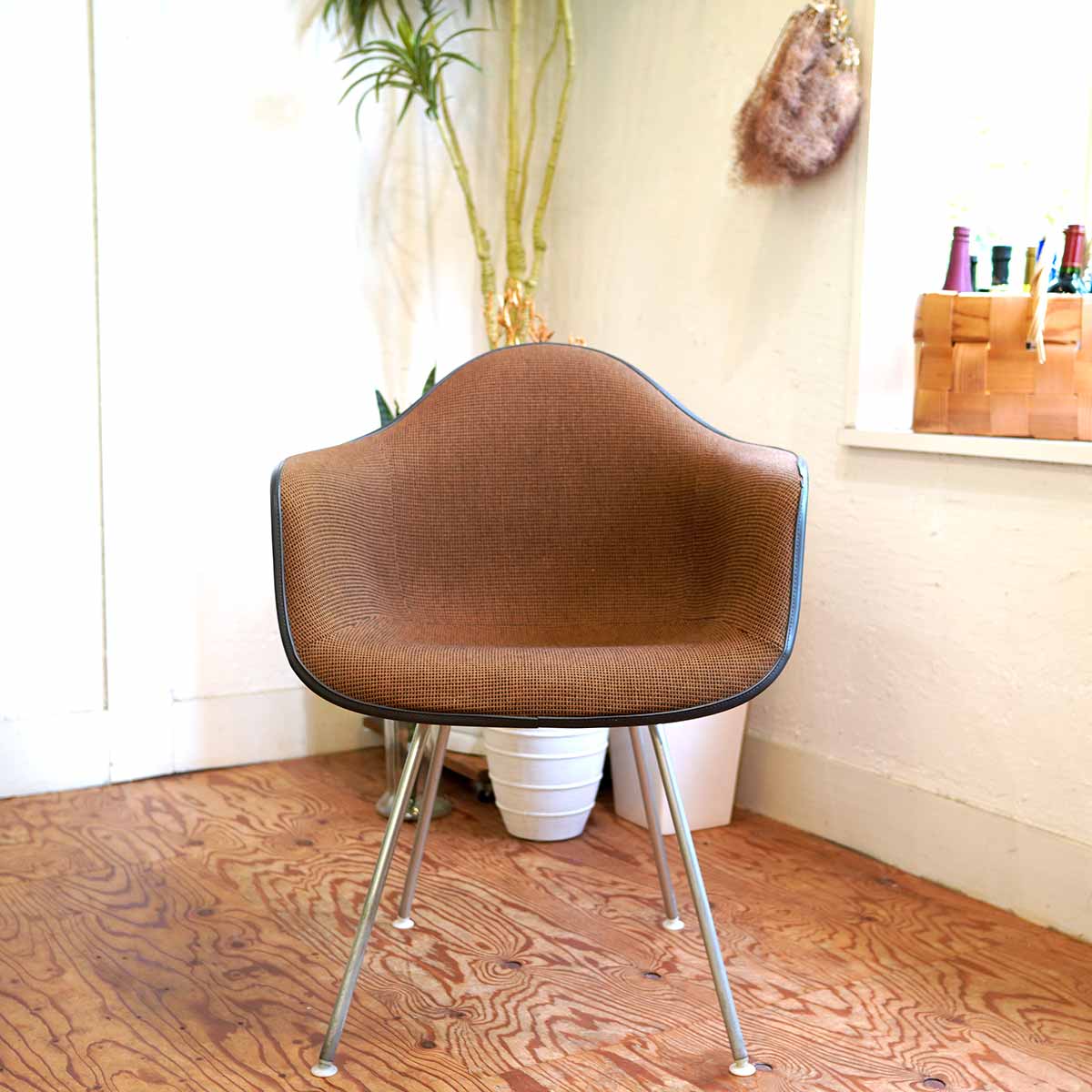 ハーマンミラー Herman Miller アームシェルチェア Hベース イームズ