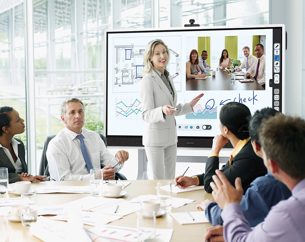 インタラクティブホワイトボード（電⼦⿊板）｜リコー