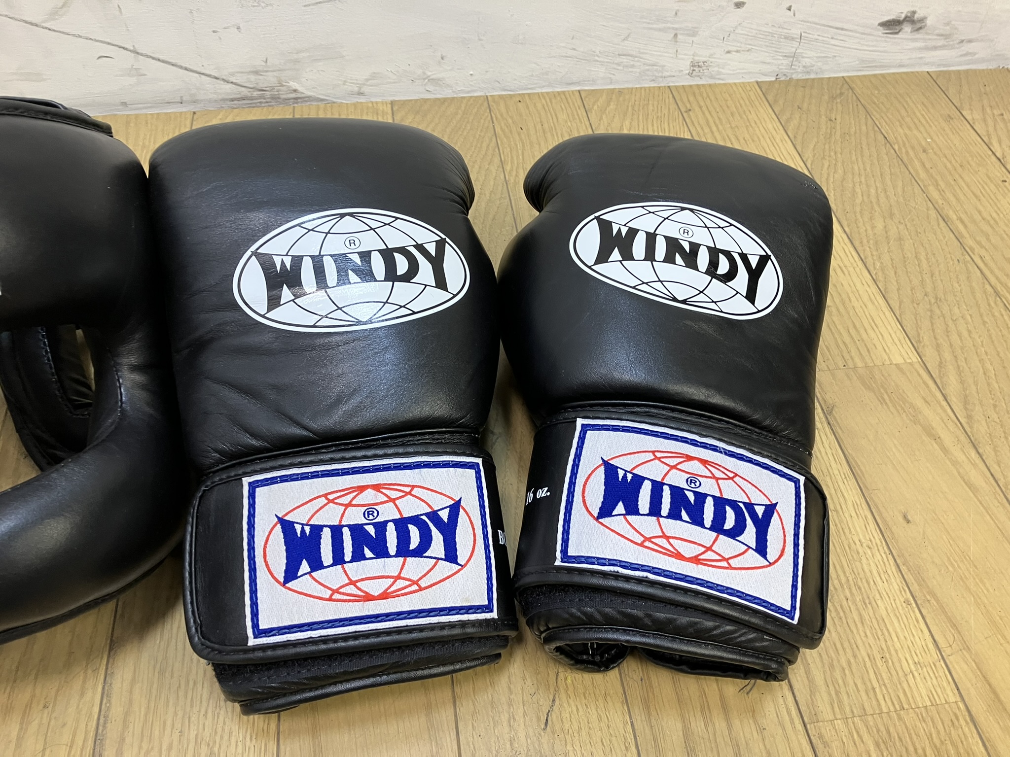 WINDY ウィンディ ヘッドギア （Mサイズ） グローブ（16オンス