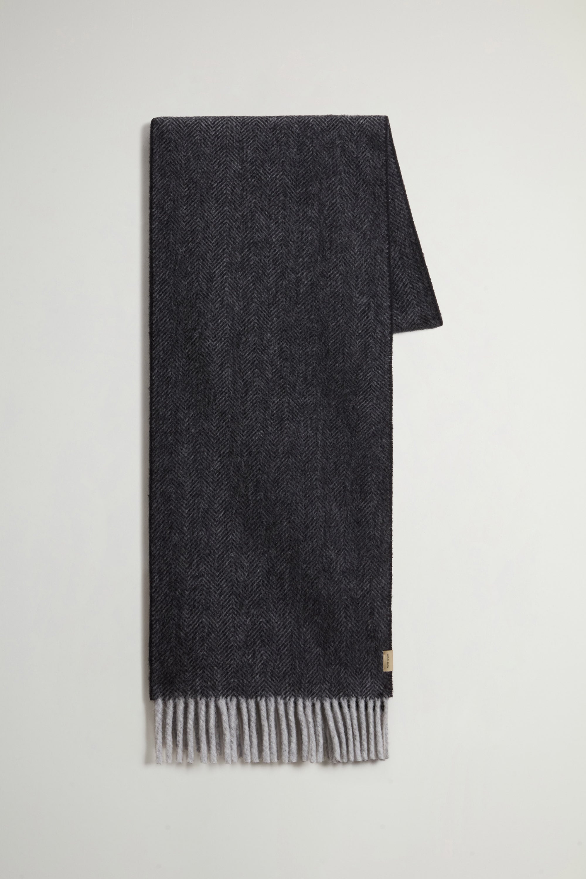 新品]リバプール 会員限定 ウールスカーフ、マフラー、ポーチ、バッチ