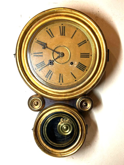 昔懐かしいアンティーク柱時計をお届け|WATERBURY