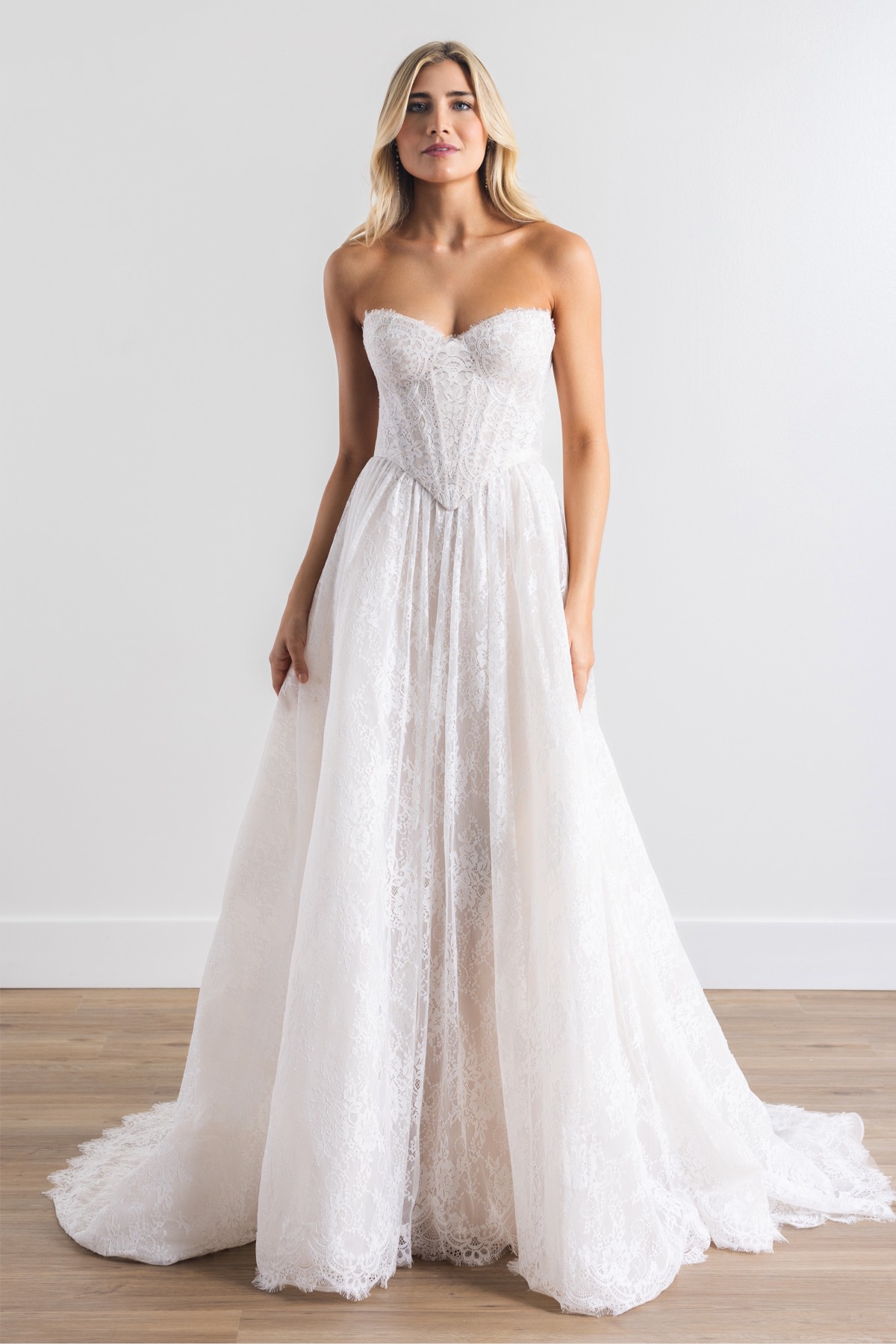 Charlotte Modest with Zip Back 14130Q | Locket Brides | Locket