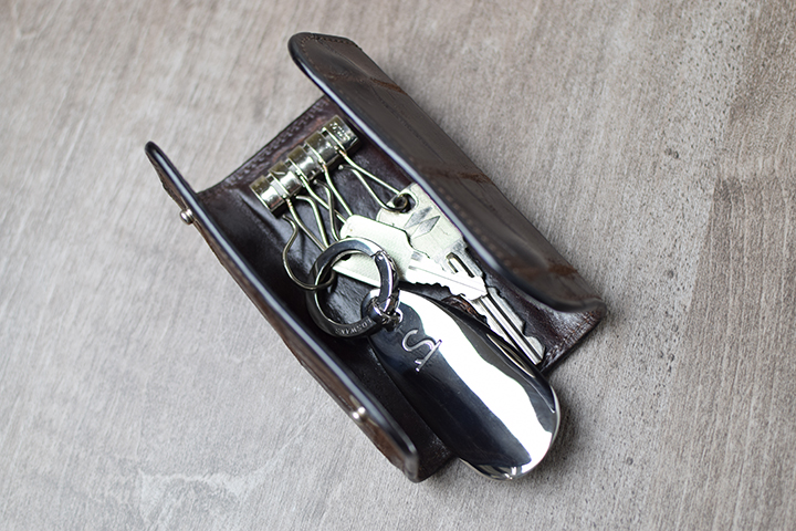 SHOEHORN（シューホーン）についてのお話 | WILDSWANS(ワイルド