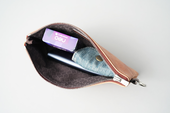 スクエア型ポーチ・HCBS-FLAT(M)入荷のお知らせ | WILDSWANS(ワイルド