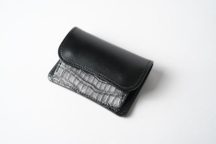 シックで贅沢な3つのレザーを使用したレザーアイテムが登場します