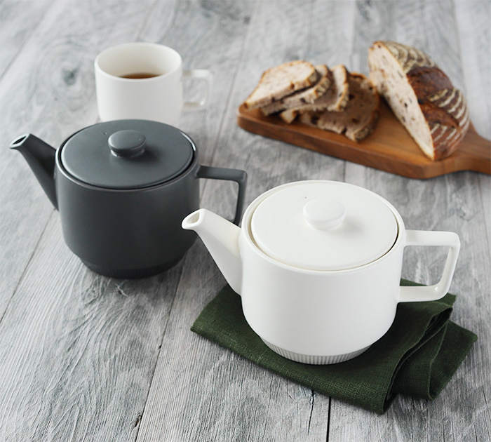 デザイン・使いやすさ・実用的を備えたベーシックなポット。