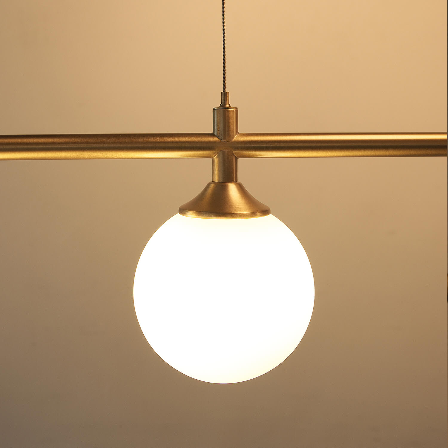 繊細な真鍮フレームがモダンなペンダントライト - Pm-57_(6) – TOWARDS