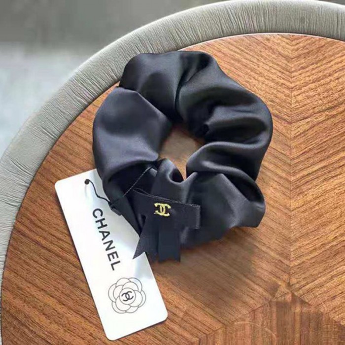 chanelシャネル ヘアバンド 女の子 グッチヘアリング 高級シンプル