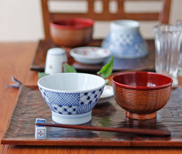 砥部焼の和食器 梅山窯の茶碗【砥部工房 からくさ】