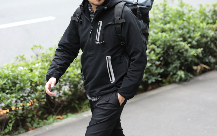 パーカーのように見えて、実はやり手のアウターです。｜TOKYOlife