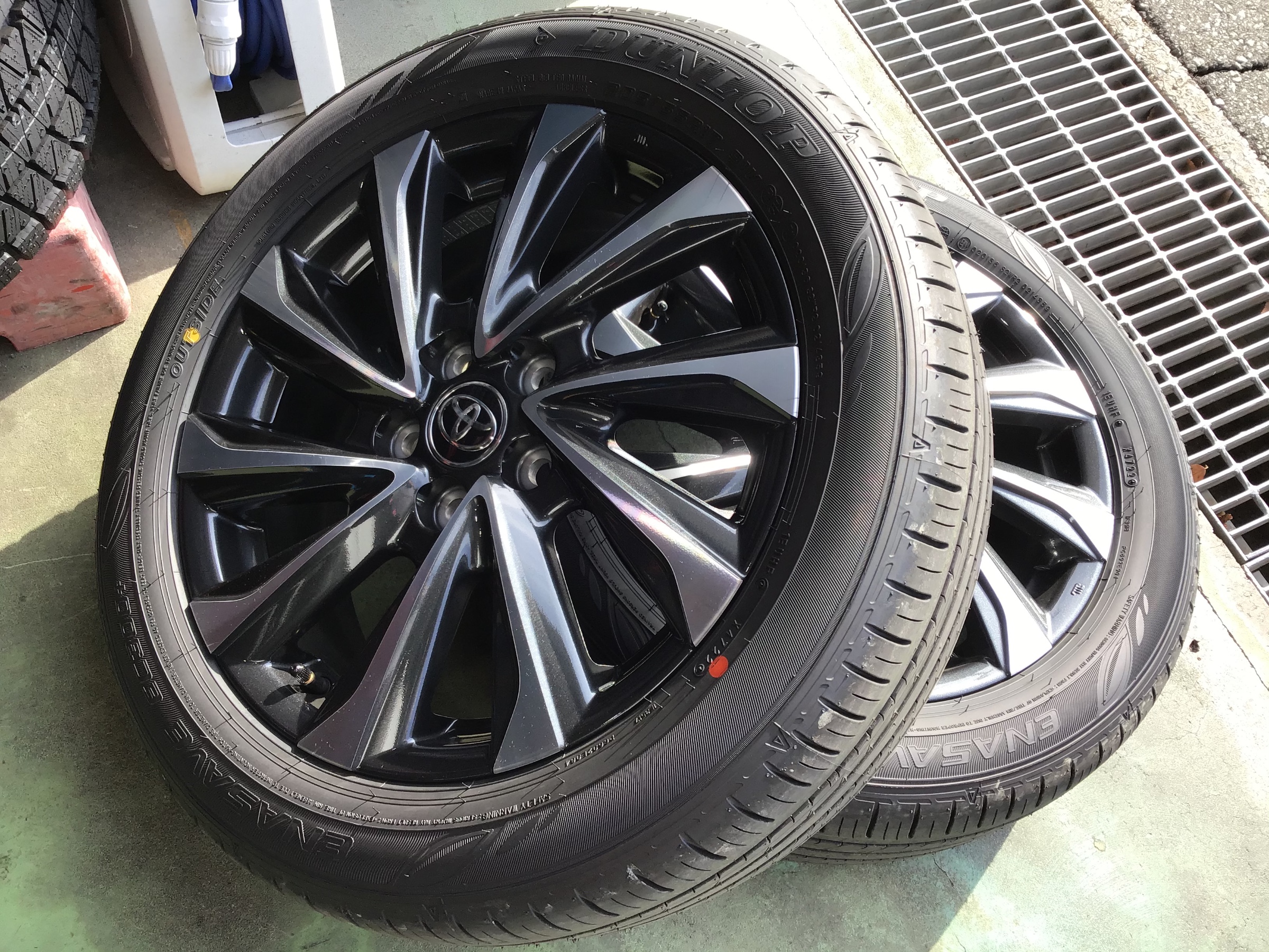 ホイールセット】トヨタ：90ヴォクシー 新車の冬対策！ | 店舗おススメ