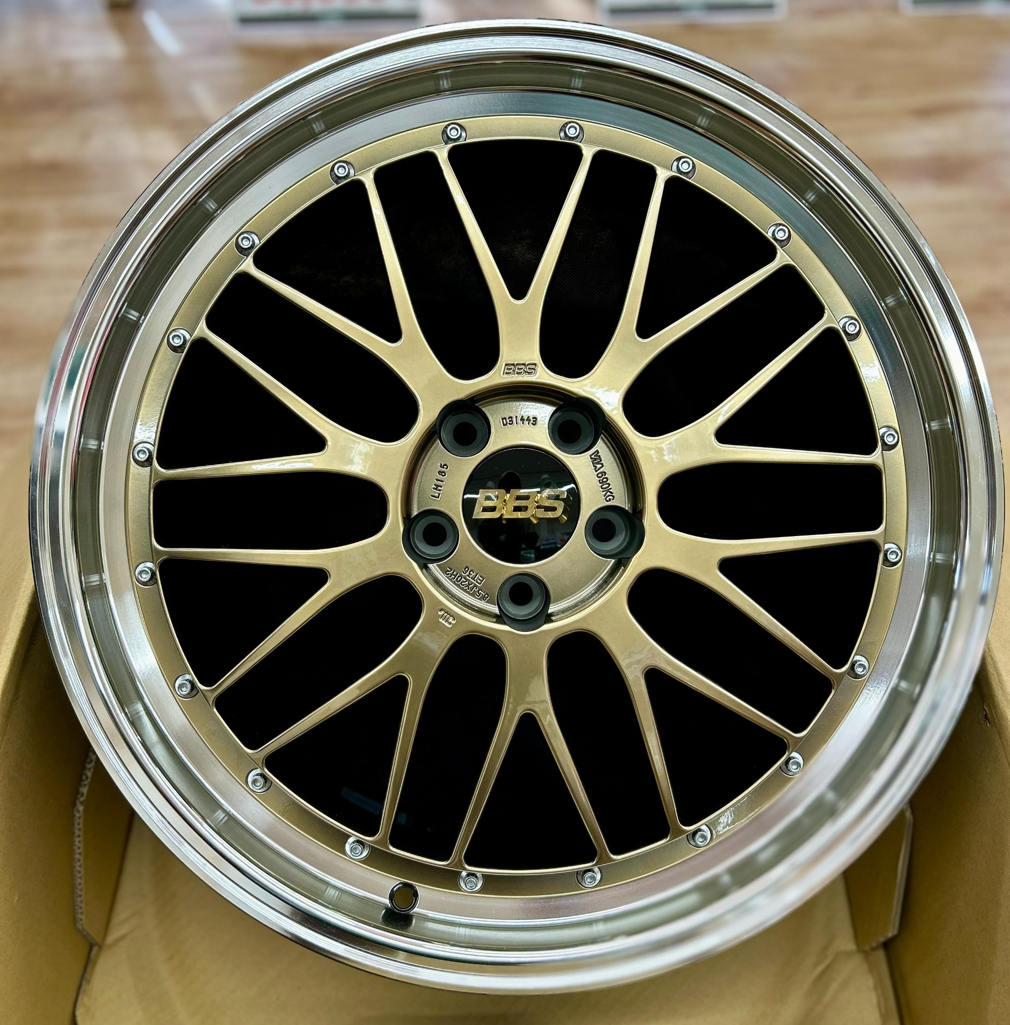 BBSより限定カラーのLMが登場！！ | 店舗おススメ情報 | タイヤ館 岡山