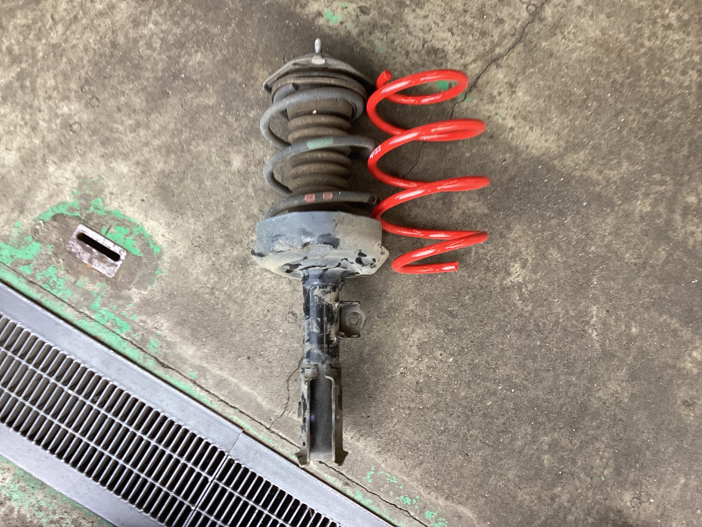 トヨタ カローラツーリング タナベ SUSTEC NF210 ダウンサス取付